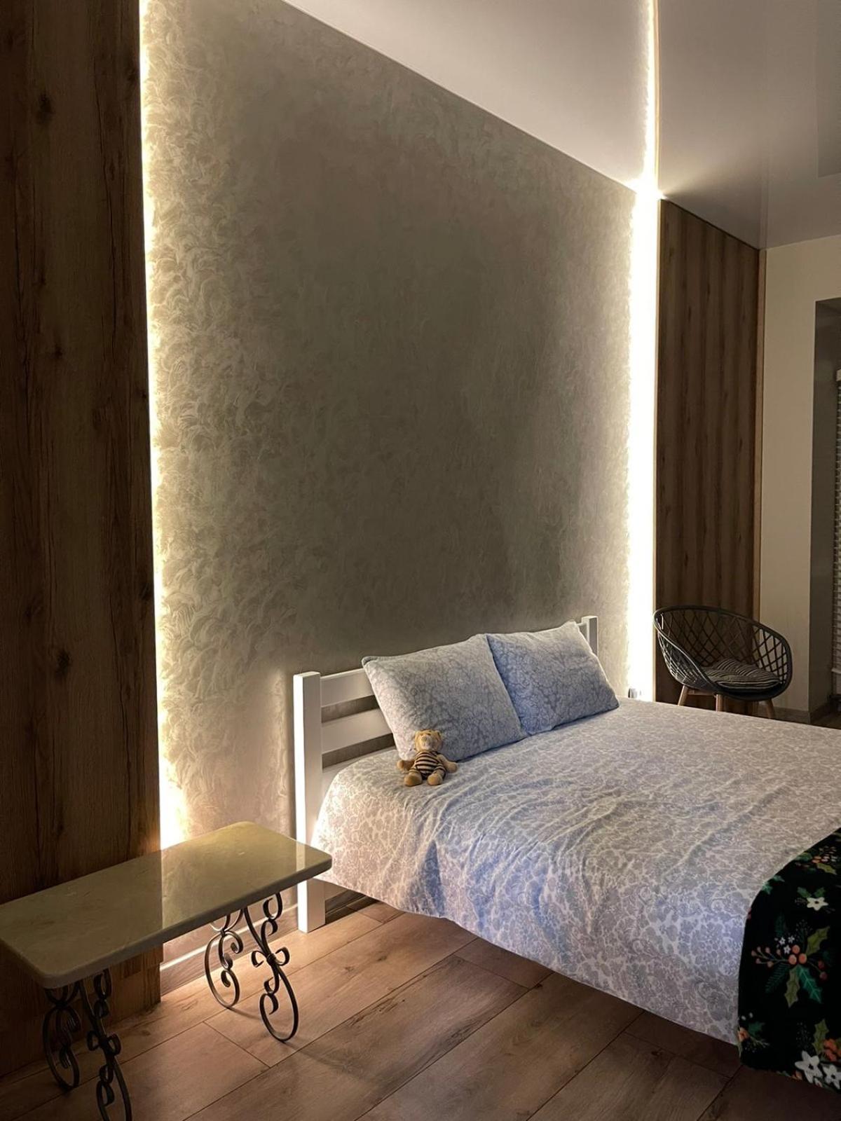Vip Apartment У Центрі Міста, Новобуджк Театральний,Дуже Простора Rivne Exteriör bild